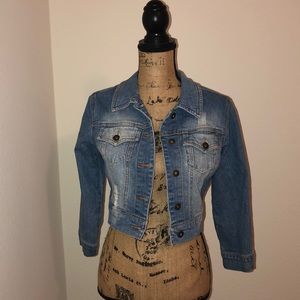 Lightly distressed jean jacket!